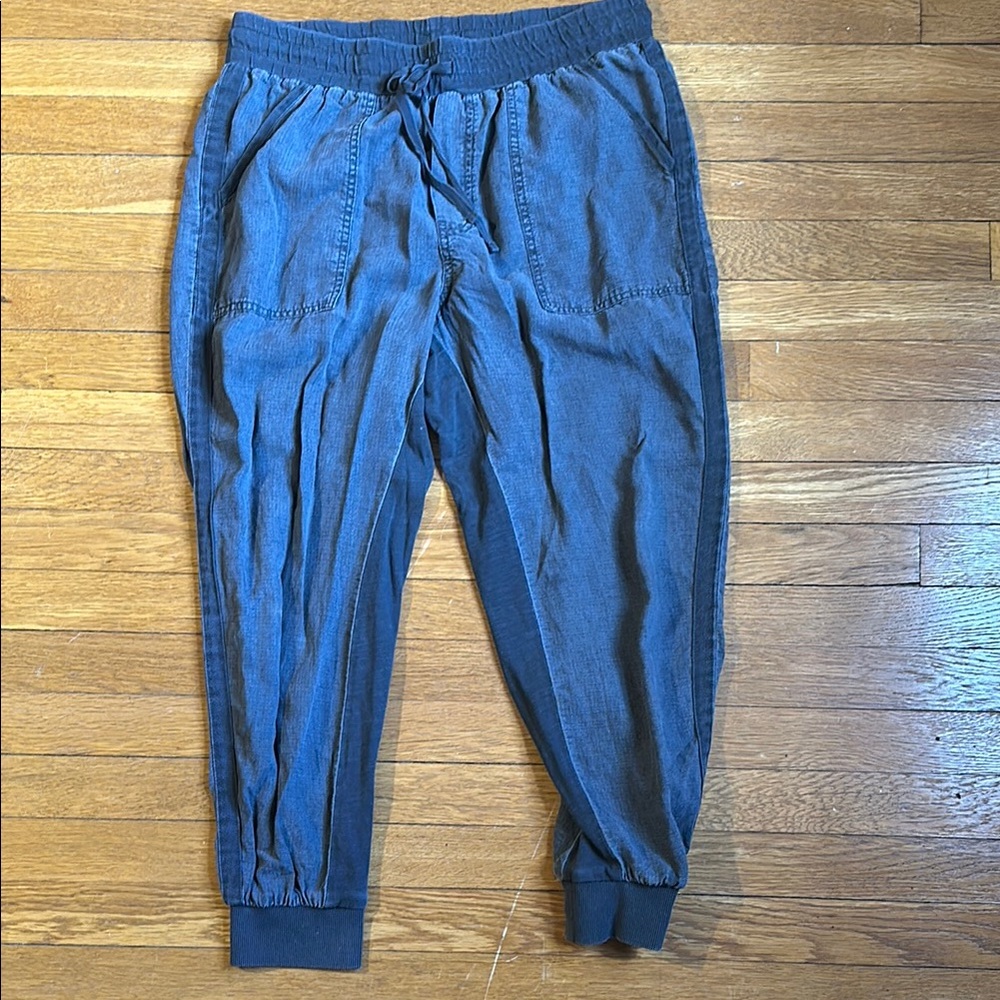 Women’s Charcoal Jogger Pants